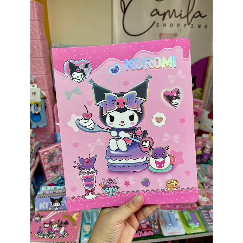 carpeta con hojas estampadas de kuromi